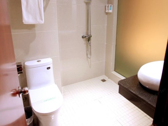 红河开远鼎泉大酒店图片_房型照片_设施图片