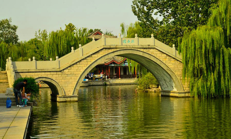 在泉城,寻找大明湖畔的夏雨荷 - 济南游记攻略【同程旅游攻略】