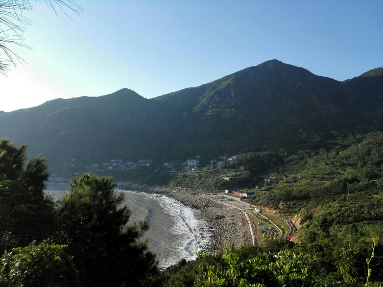 月亮湾度假山庄