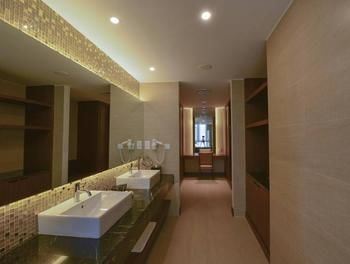 凯源国际大酒店 (Aristo International Hotel)