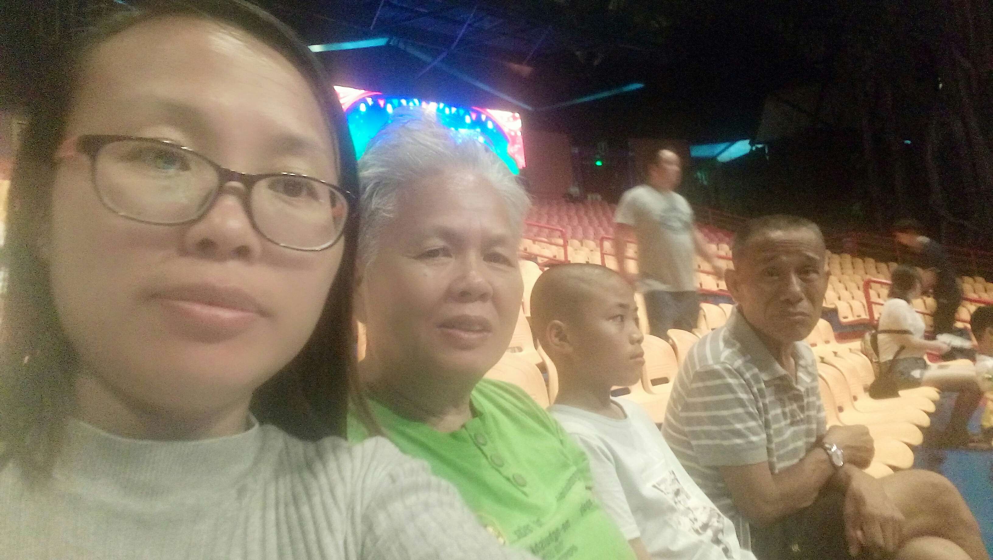 广州隆斯莱斯主题酒店公寓预订_广州隆斯莱斯