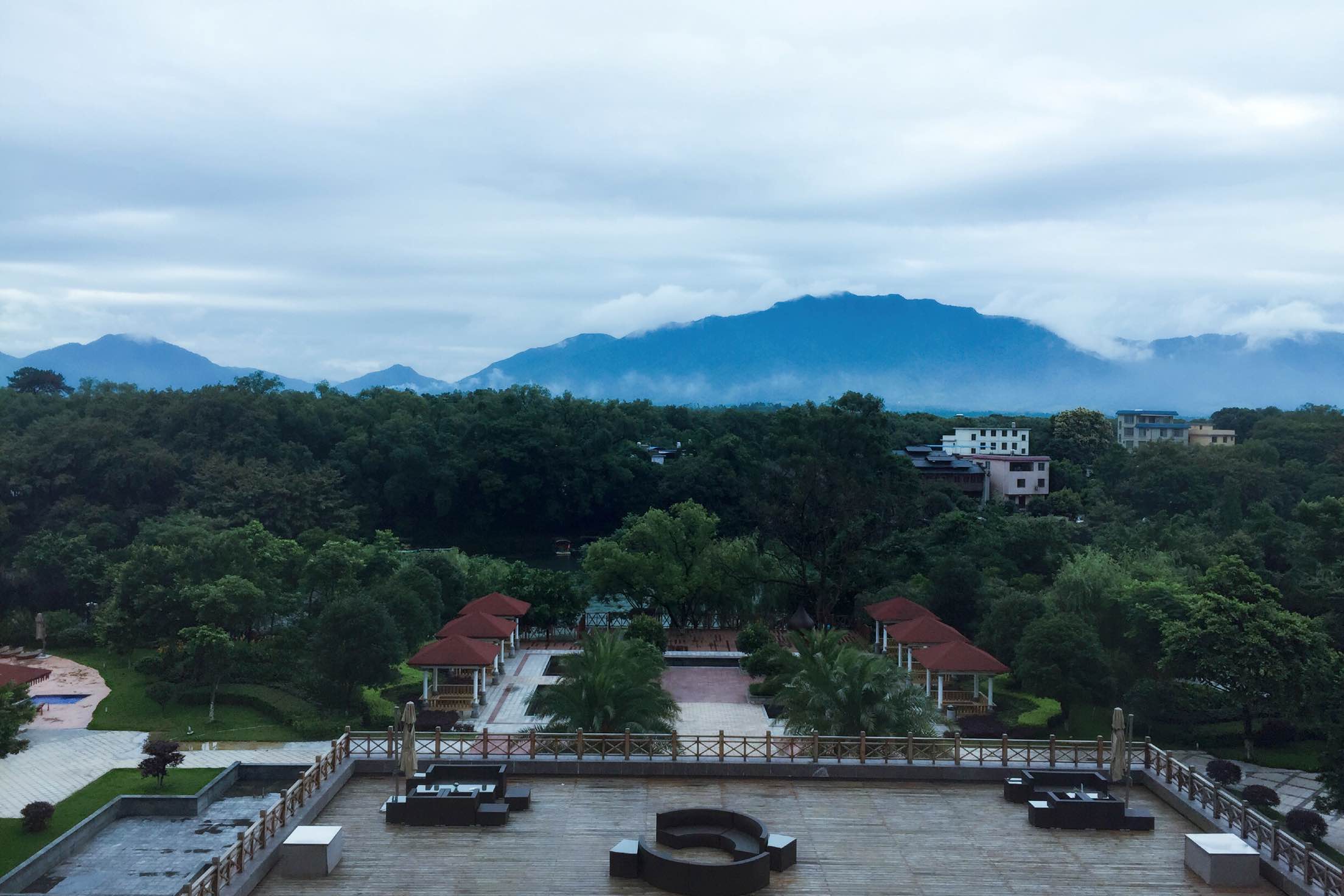 桂林漓江假日酒店预订_桂林漓江假日酒店价格、地址、电话查询【同程酒店】