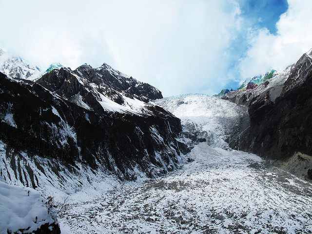 sichuan-luding-hailuogou-gongga-mountain-preview.jpg