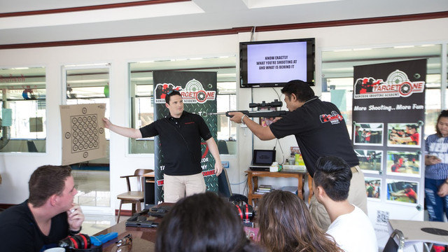 【真枪实弹的射击场】Target One Shooting 射