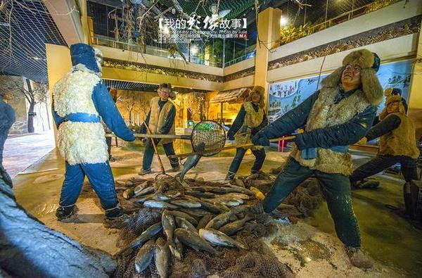 湖渔猎博物馆  今天,我们在查干湖畔修建了这座查干湖渔猎文化博物馆