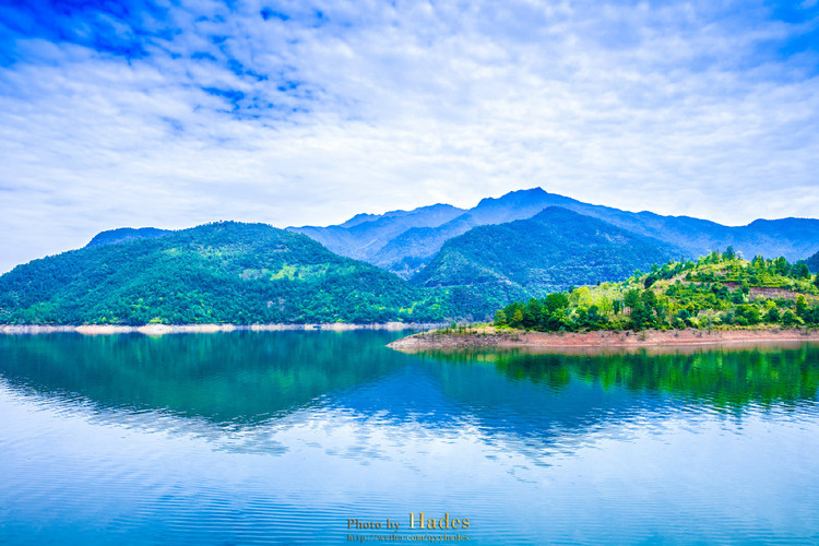 俊山丽水 漫步云端