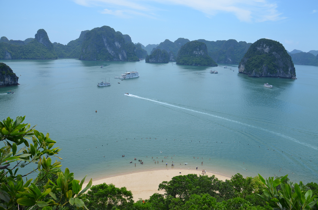 动车 飞机-越南下龙湾天堂岛月亮湖河内市5日3晚跟团游_广州到河内市