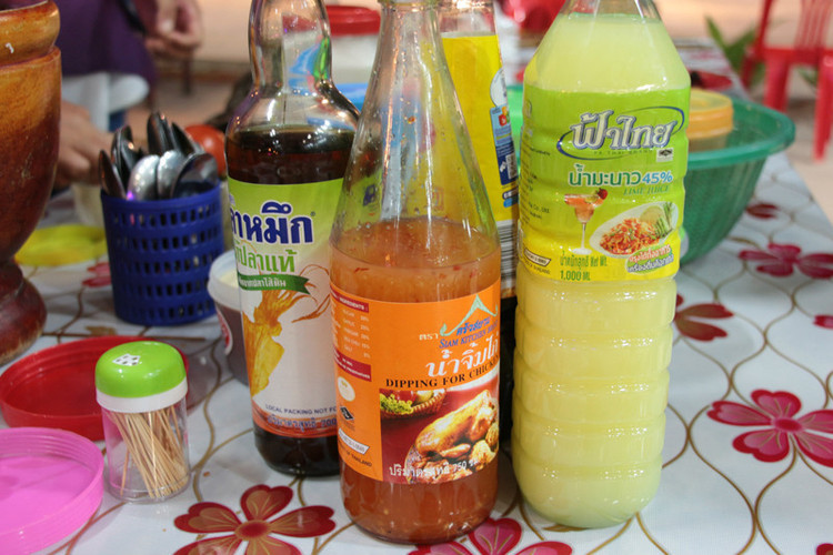 老挝磨丁周末两日游攻略