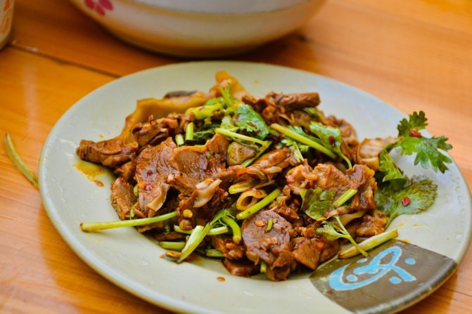 拌罗汉肉,略带微辣,配米粉汤也是刚好. 这一站,遇见泰宁