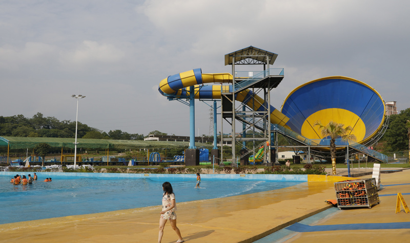 五龙水上乐园