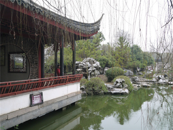 珍珠塔景园 景明轩,水榭临水,春和景明,波光如碧