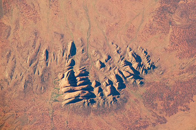 卡塔丘塔,沙漠中升腾起亿万年前海底巨石阵