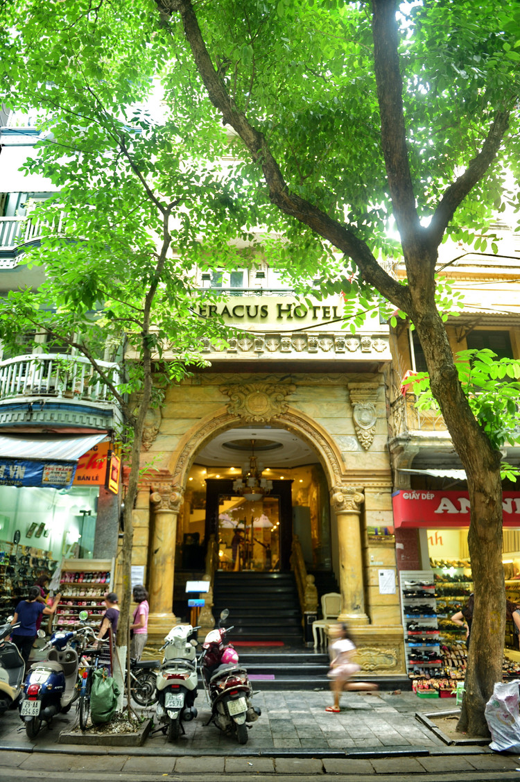 越南,活色生香的三十六行街