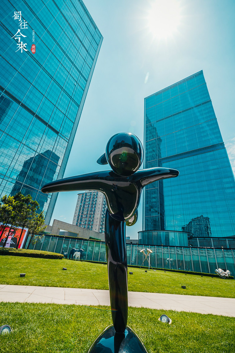 ifs国金中心 除了熊猫雕塑