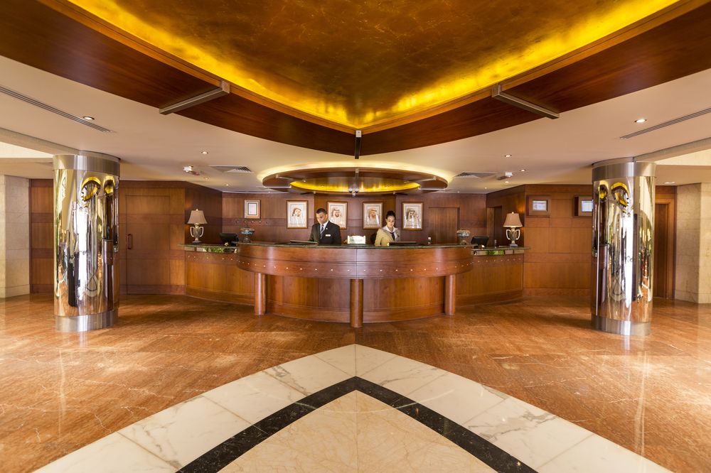 长官俱乐部酒店 (officers club & hotel)