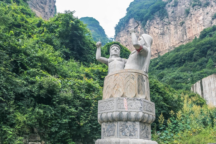 云巅归来不看山,置身秘境云丘山