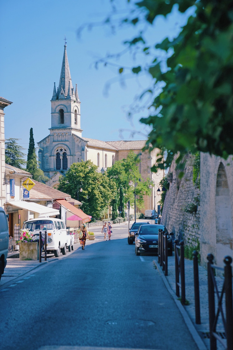 小镇 你是魔鬼中的天使  山居岁月里的世外桃源—奔牛村 法国普罗旺斯