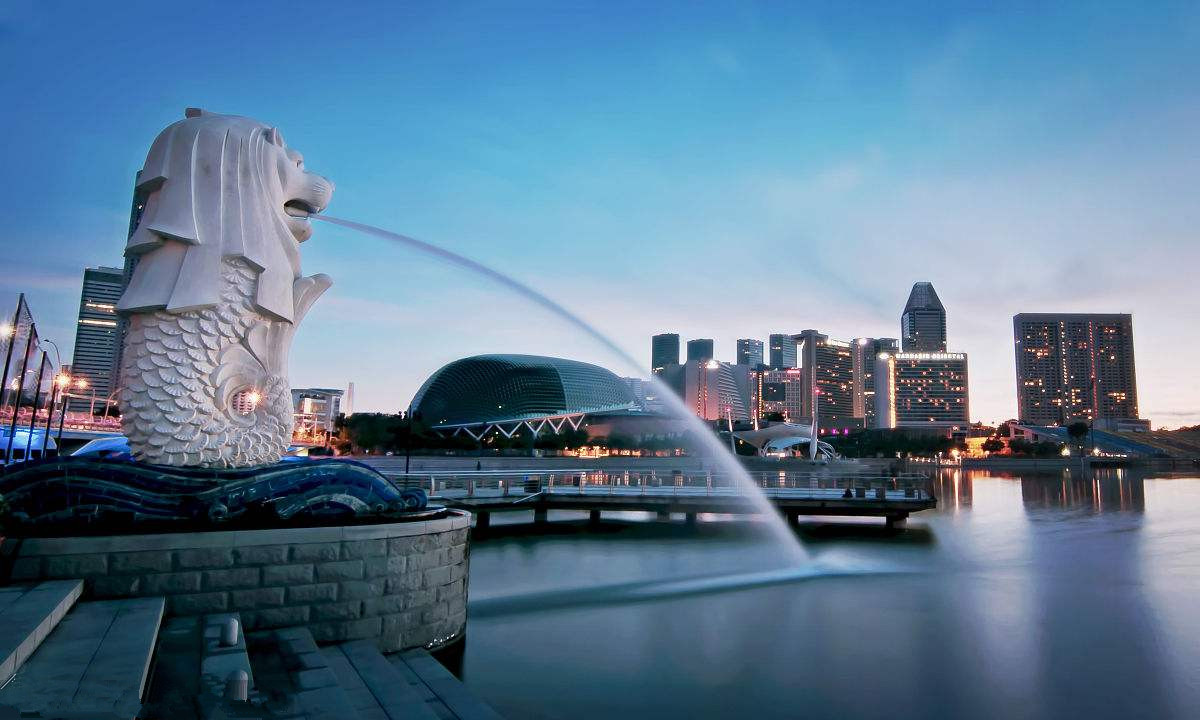 q:上午到鱼尾狮,如何从那里到圣淘沙环球影城?