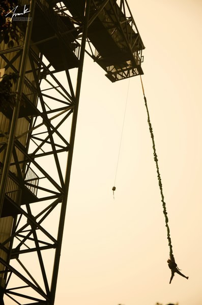 拍的蹦极,比较喜欢后面两张. 成都国色天香园