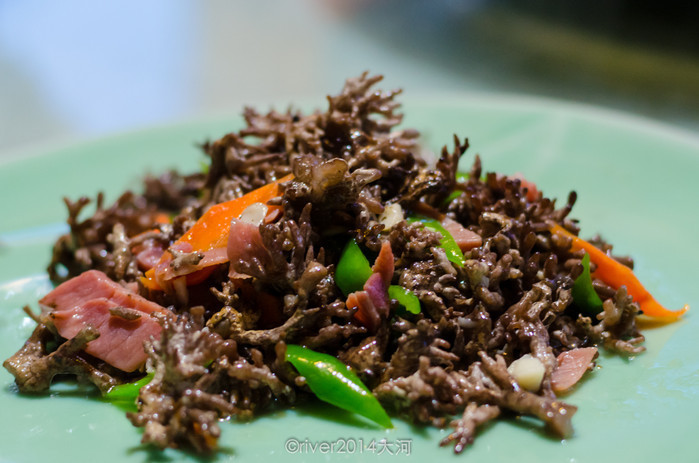 d1 龙泉山,绝壁奇松,瓯江源  龙爪菇是当地野生的菌类,吃起来脆脆的