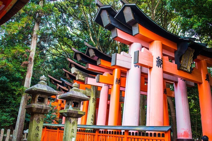 日暮的伏见稻荷神社
