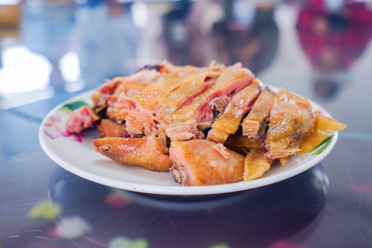 爊鹅是阳澄湖地区的传统美味,相传源于明朝初年,肉质紧实,有独特的