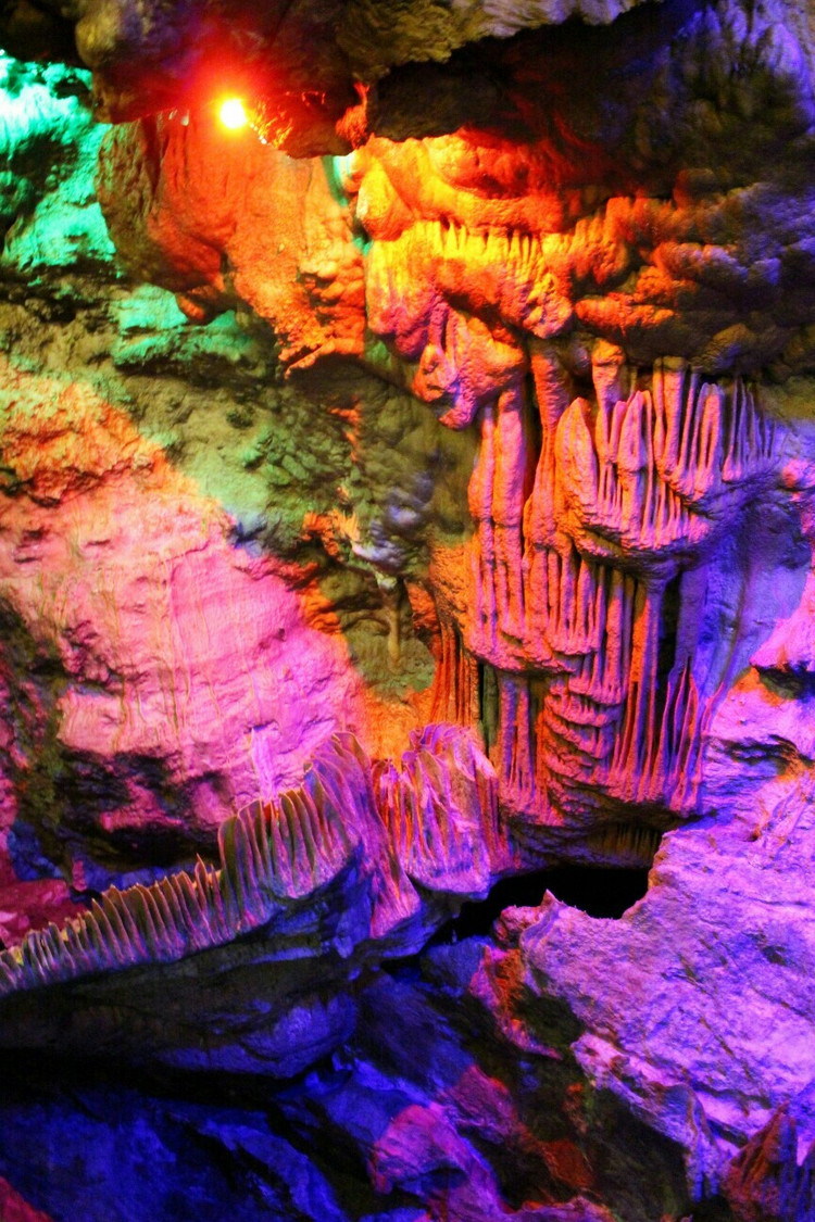 锦绣风水,洞中奇观