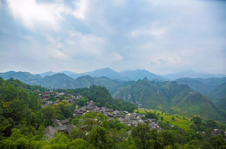 贵州大山里的这座古寨,隐居着一群侠客