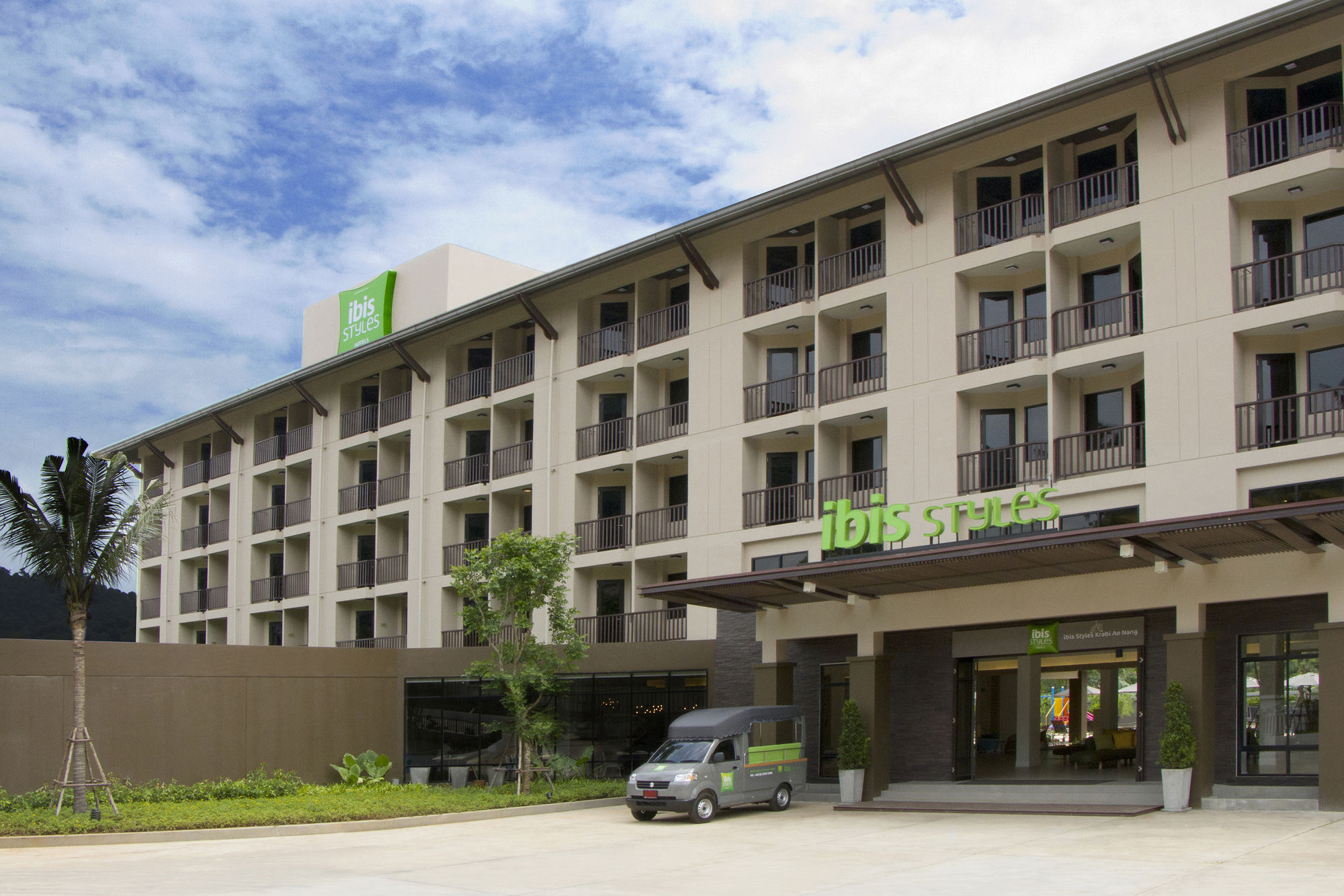 甲米奥南宜必思尚品酒店 (ibis styles krabi ao nang)