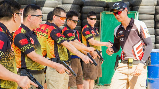 【真枪实弹的射击场】Target One Shooting 射