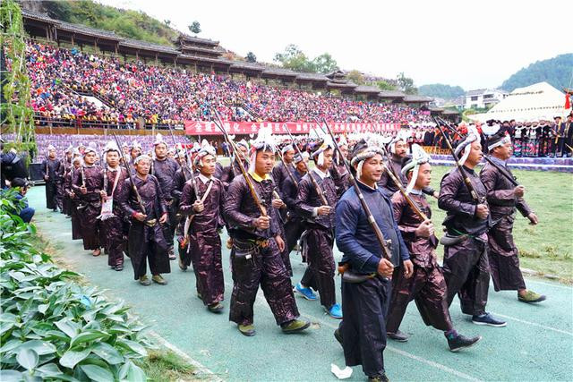 这个民族以十月为岁首,苗年狂欢嗨翻天