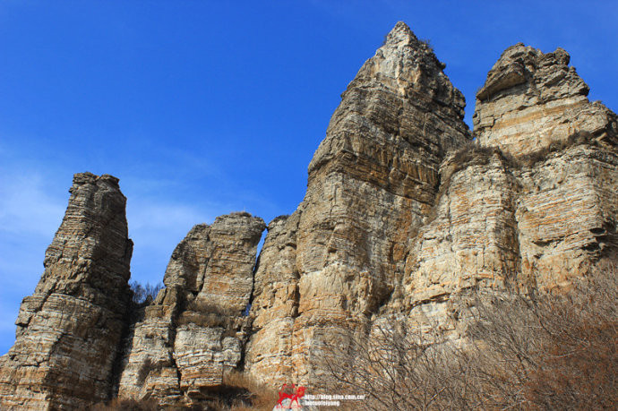 白石山太行之首的北方山景