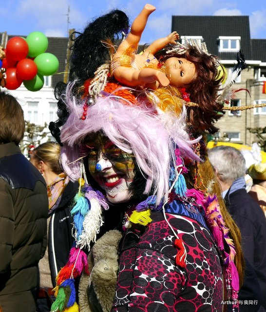 【荷兰】狂欢节上的大叔个个都很萌