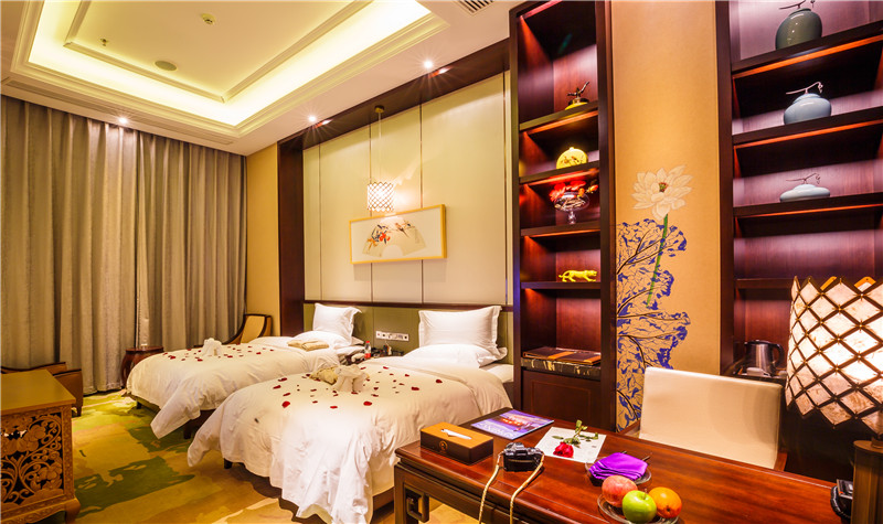 自选云澜湾温泉度假酒店,云澜湾温泉/西塘古镇/云澜湾四季花海/歌斐颂