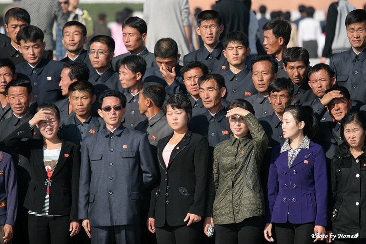 走进朝鲜(四)--- 见证朝鲜的全民领袖崇拜运动