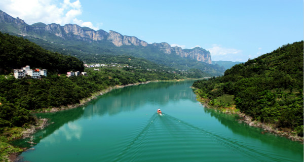 【大美恩施】 大峡谷 野三峡 腾龙洞 土司城4日游>赠送女儿城,纯玩,无