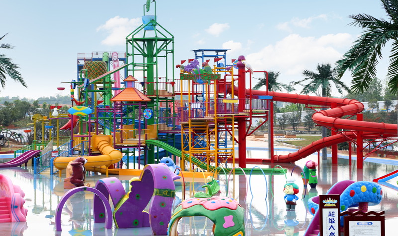是由岳阳欢乐地游乐有限公司按照大型主题水上游乐园标准投资兴建