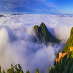 喀左龙凤山