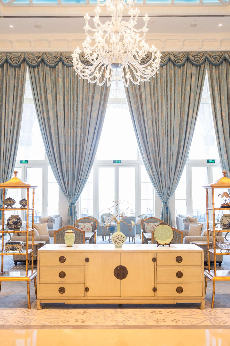 黄龙桃花源 每一处设计都是颇具匠心,整个大堂的结构法国皇室宫殿