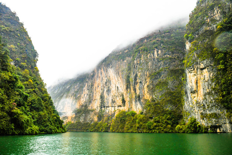 神女之路,三天两晚赏红叶品美食游巫山 - 巫山县游记攻略【同程旅游