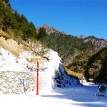 鹞子沟康乐山庄滑雪场