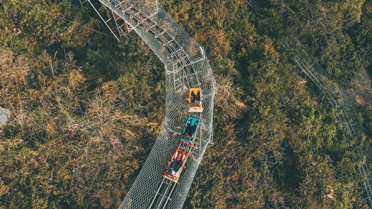 纵横山野,丛林飞车来了