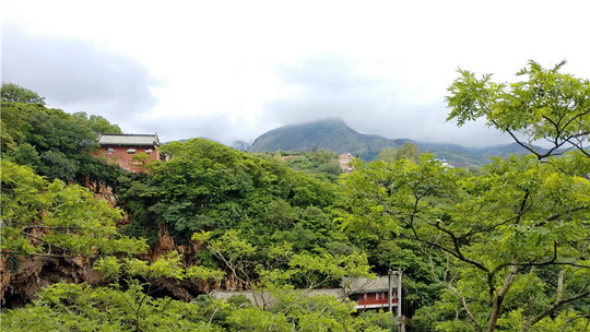 建水燕子洞门票