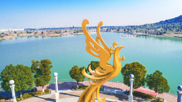 【张家港验客】身体和嘴巴总有一个要在路上