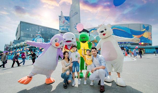 体验南北极风貌,感受海洋文化[详细]游客印象:景区地址:山东省青岛市