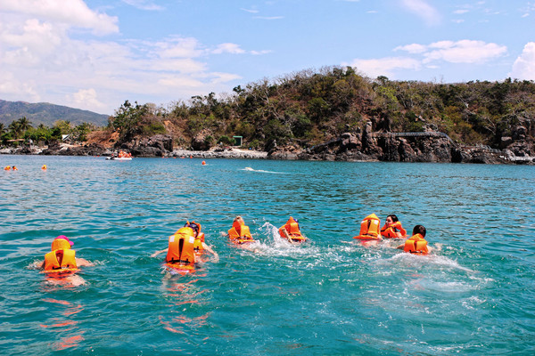 8天7晚·【越南南北纵贯线】精品16人团｜胡美芽+下龙+河内-赠托运额