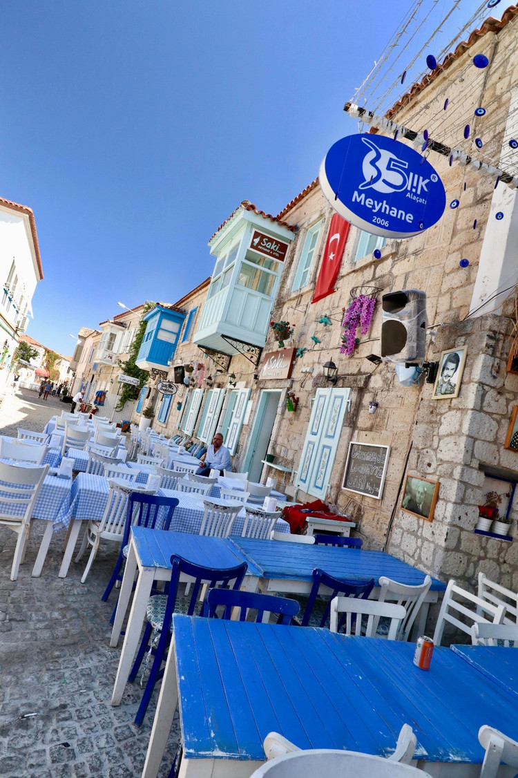 活在童话里的小镇-阿拉恰特