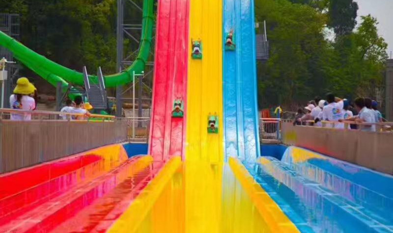 易家河坝欢乐水世界