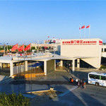 霍尔果斯国门景区