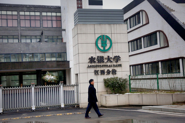 宜春新玩法:除了温泉与明月山,还有多彩千古情